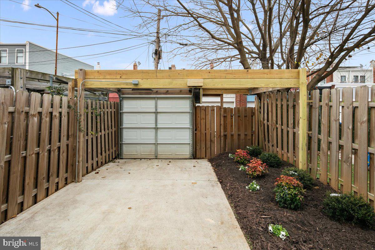 325 14TH PL NE, WASHINGTON, District Of Columbia 20002, 3 Bedrooms Bedrooms, ,2 BathroomsBathrooms,Residential,For sale,325 14TH PL NE,DCDC2227390 MLS # DCDC2227390 325 14TH PL NE, WASHINGTON, District Of Columbia 20002, 3 Bedrooms Bedrooms, ,2 BathroomsBathrooms,Residential,For sale,325 14TH PL NE,DCDC2227390 MLS # DCDC2227390