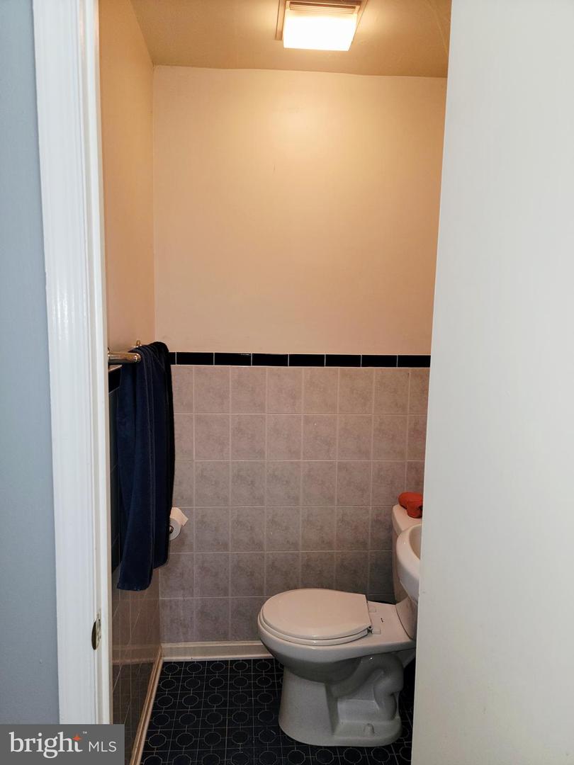 7632 GREENWICH RD, NOKESVILLE, Virginia 20181, 4 Bedrooms Bedrooms, ,2 BathroomsBathrooms,Residential,For sale,7632 GREENWICH RD,VAFQ2019492 MLS # VAFQ2019492