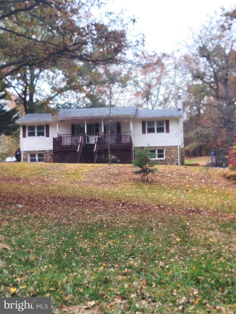 7632 GREENWICH RD, NOKESVILLE, Virginia 20181, 4 Bedrooms Bedrooms, ,2 BathroomsBathrooms,Residential,For sale,7632 GREENWICH RD,VAFQ2019492 MLS # VAFQ2019492