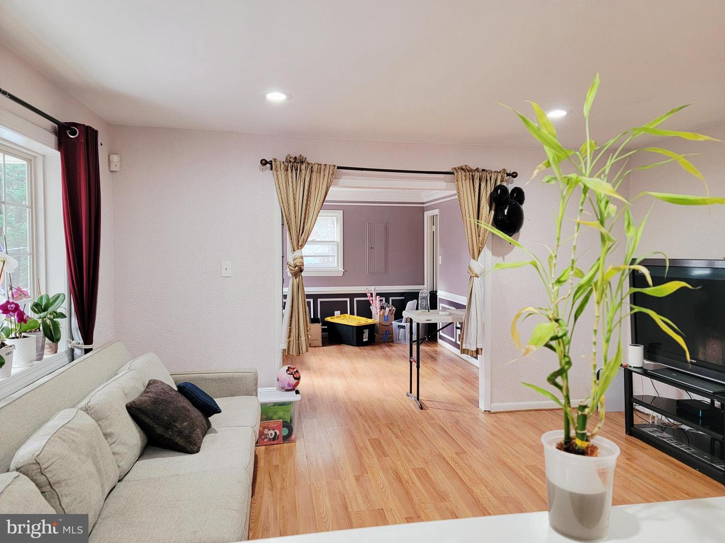 7632 GREENWICH RD, NOKESVILLE, Virginia 20181, 4 Bedrooms Bedrooms, ,2 BathroomsBathrooms,Residential,For sale,7632 GREENWICH RD,VAFQ2019492 MLS # VAFQ2019492