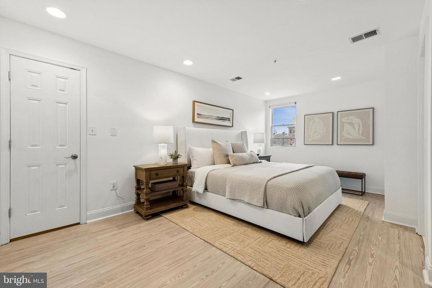 1610 11TH ST NW #3B, WASHINGTON, District Of Columbia 20001, 2 Bedrooms Bedrooms, ,2 BathroomsBathrooms,Residential,For sale,1610 11TH ST NW #3B,DCDC2229788 MLS # DCDC2229788 1610 11TH ST NW #3B, WASHINGTON, District Of Columbia 20001, 2 Bedrooms Bedrooms, ,2 BathroomsBathrooms,Residential,For sale,1610 11TH ST NW #3B,DCDC2229788 MLS # DCDC2229788