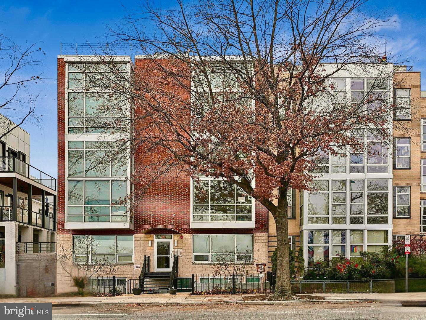 1610 11TH ST NW #3B, WASHINGTON, District Of Columbia 20001, 2 Bedrooms Bedrooms, ,2 BathroomsBathrooms,Residential,For sale,1610 11TH ST NW #3B,DCDC2229788 MLS # DCDC2229788 1610 11TH ST NW #3B, WASHINGTON, District Of Columbia 20001, 2 Bedrooms Bedrooms, ,2 BathroomsBathrooms,Residential,For sale,1610 11TH ST NW #3B,DCDC2229788 MLS # DCDC2229788