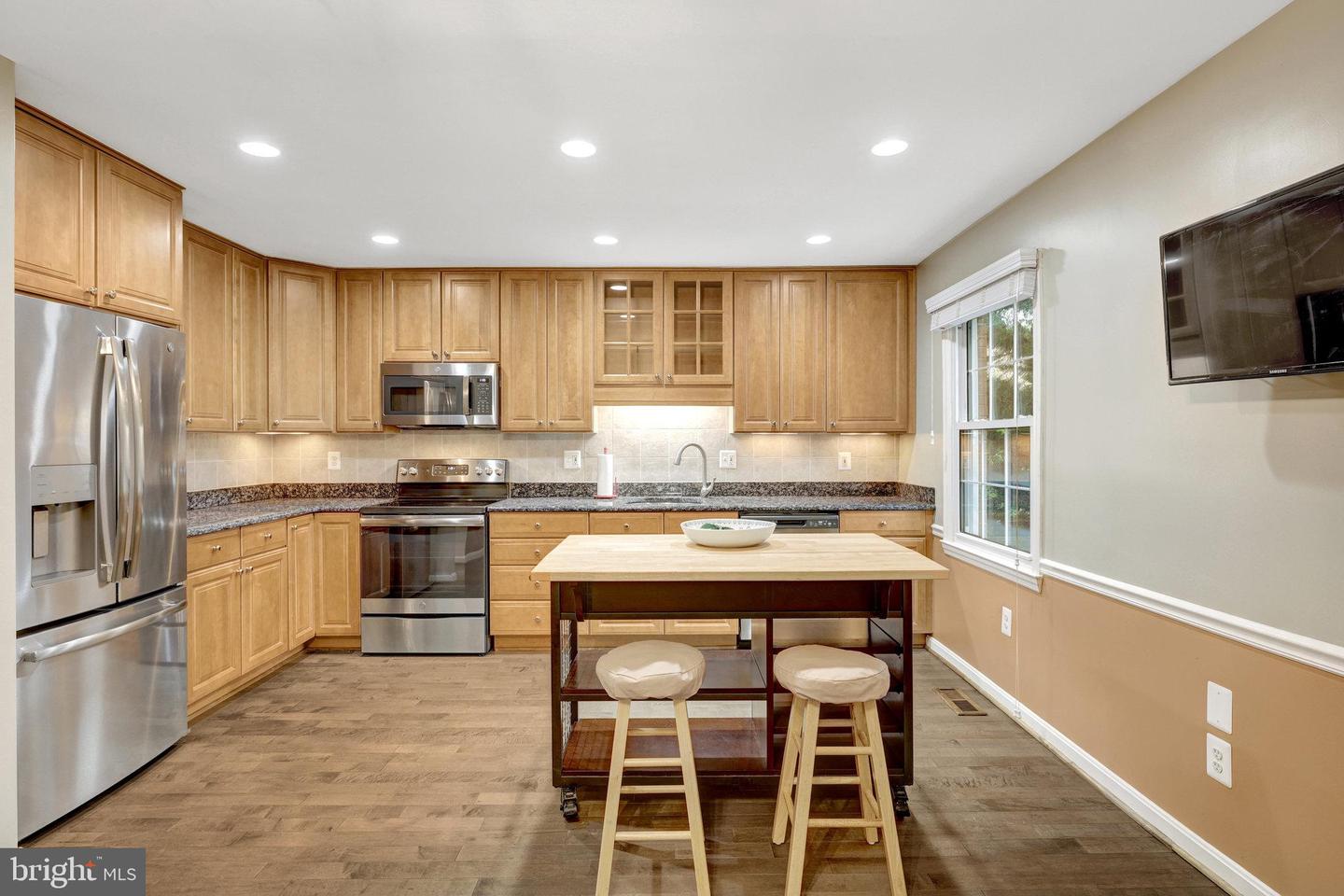 4448 AIRLIE WAY, ANNANDALE, Virginia 22003, 3 Bedrooms Bedrooms, ,3 BathroomsBathrooms,Residential,For sale,4448 AIRLIE WAY,VAFX2277482 MLS # VAFX2277482