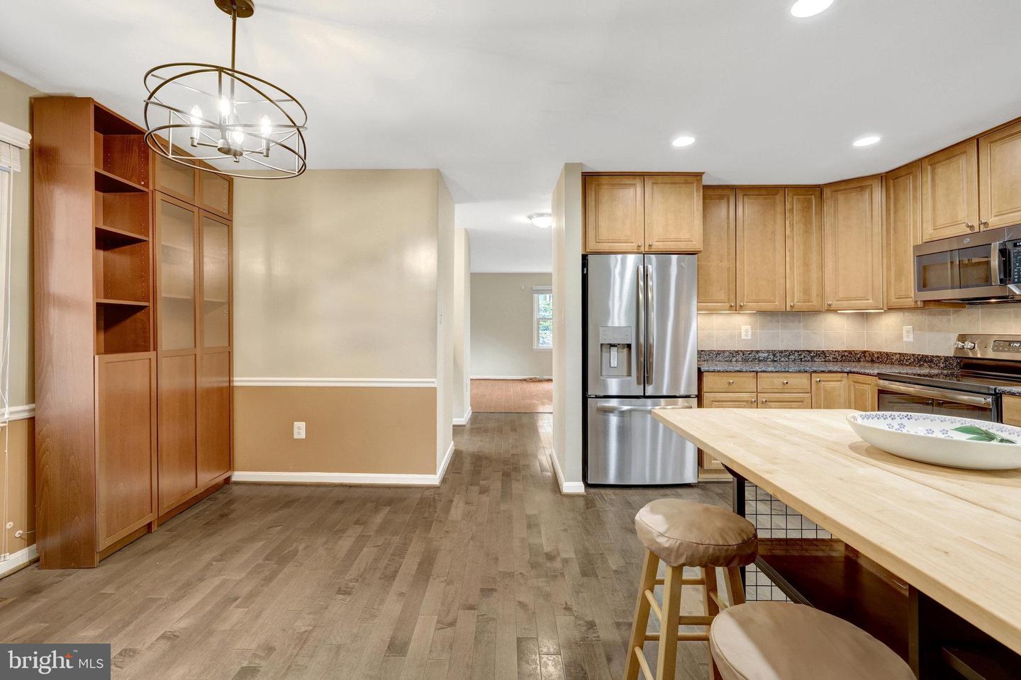 4448 AIRLIE WAY, ANNANDALE, Virginia 22003, 3 Bedrooms Bedrooms, ,3 BathroomsBathrooms,Residential,For sale,4448 AIRLIE WAY,VAFX2277482 MLS # VAFX2277482