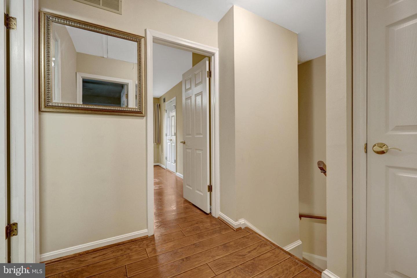 4448 AIRLIE WAY, ANNANDALE, Virginia 22003, 3 Bedrooms Bedrooms, ,3 BathroomsBathrooms,Residential,For sale,4448 AIRLIE WAY,VAFX2277482 MLS # VAFX2277482