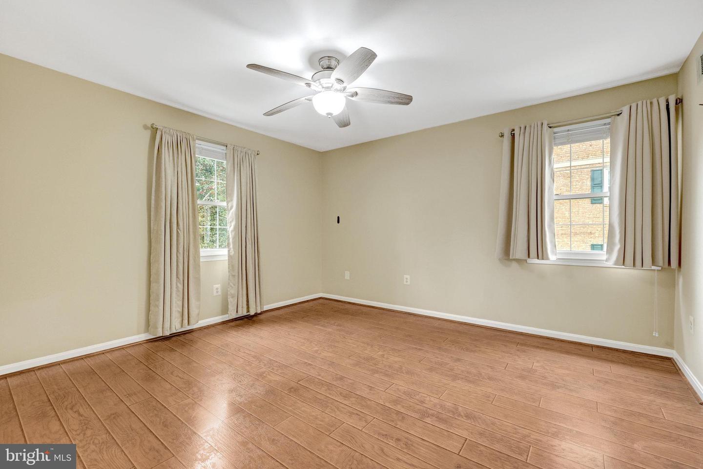 4448 AIRLIE WAY, ANNANDALE, Virginia 22003, 3 Bedrooms Bedrooms, ,3 BathroomsBathrooms,Residential,For sale,4448 AIRLIE WAY,VAFX2277482 MLS # VAFX2277482