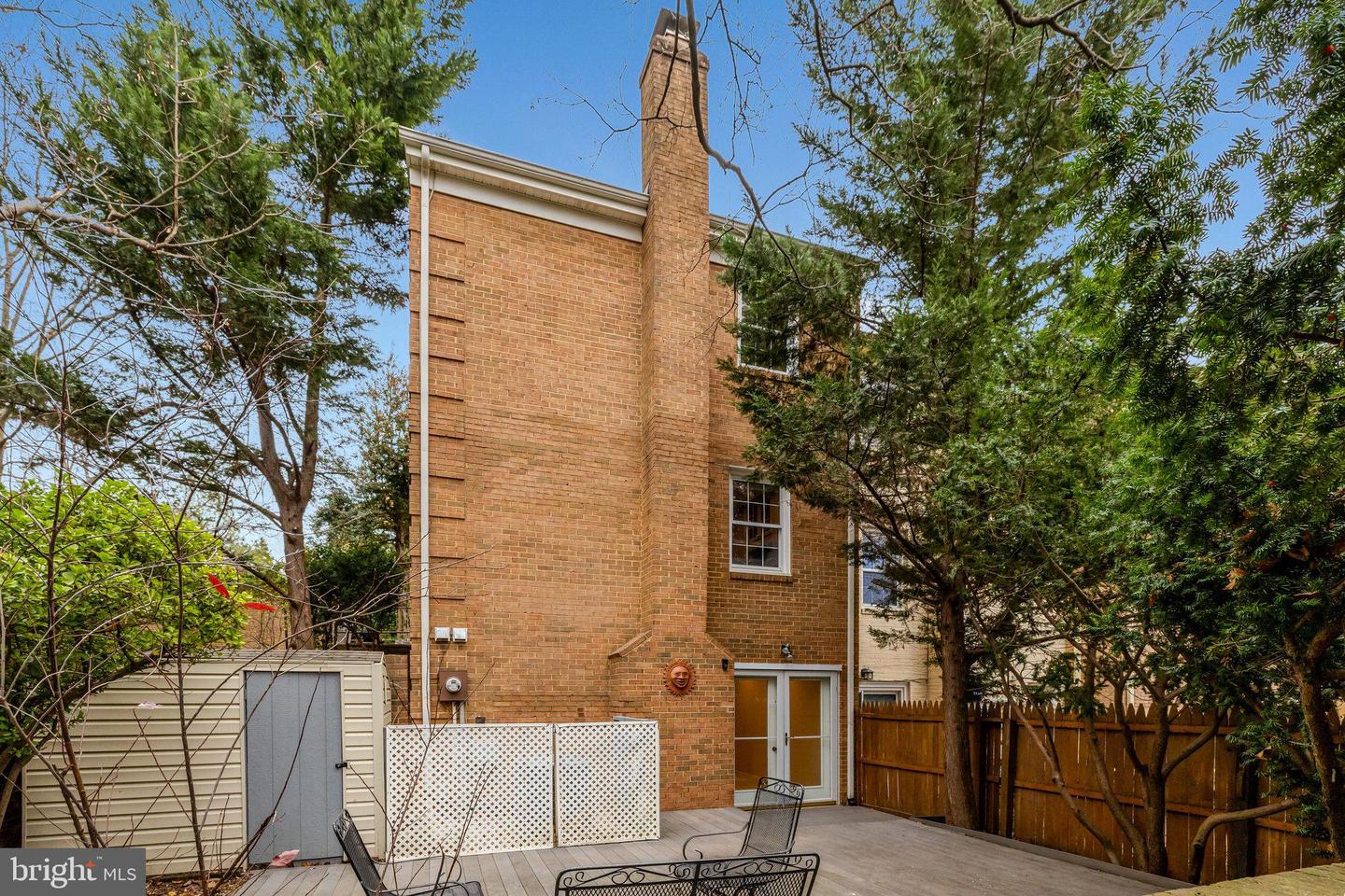 4448 AIRLIE WAY, ANNANDALE, Virginia 22003, 3 Bedrooms Bedrooms, ,3 BathroomsBathrooms,Residential,For sale,4448 AIRLIE WAY,VAFX2277482 MLS # VAFX2277482