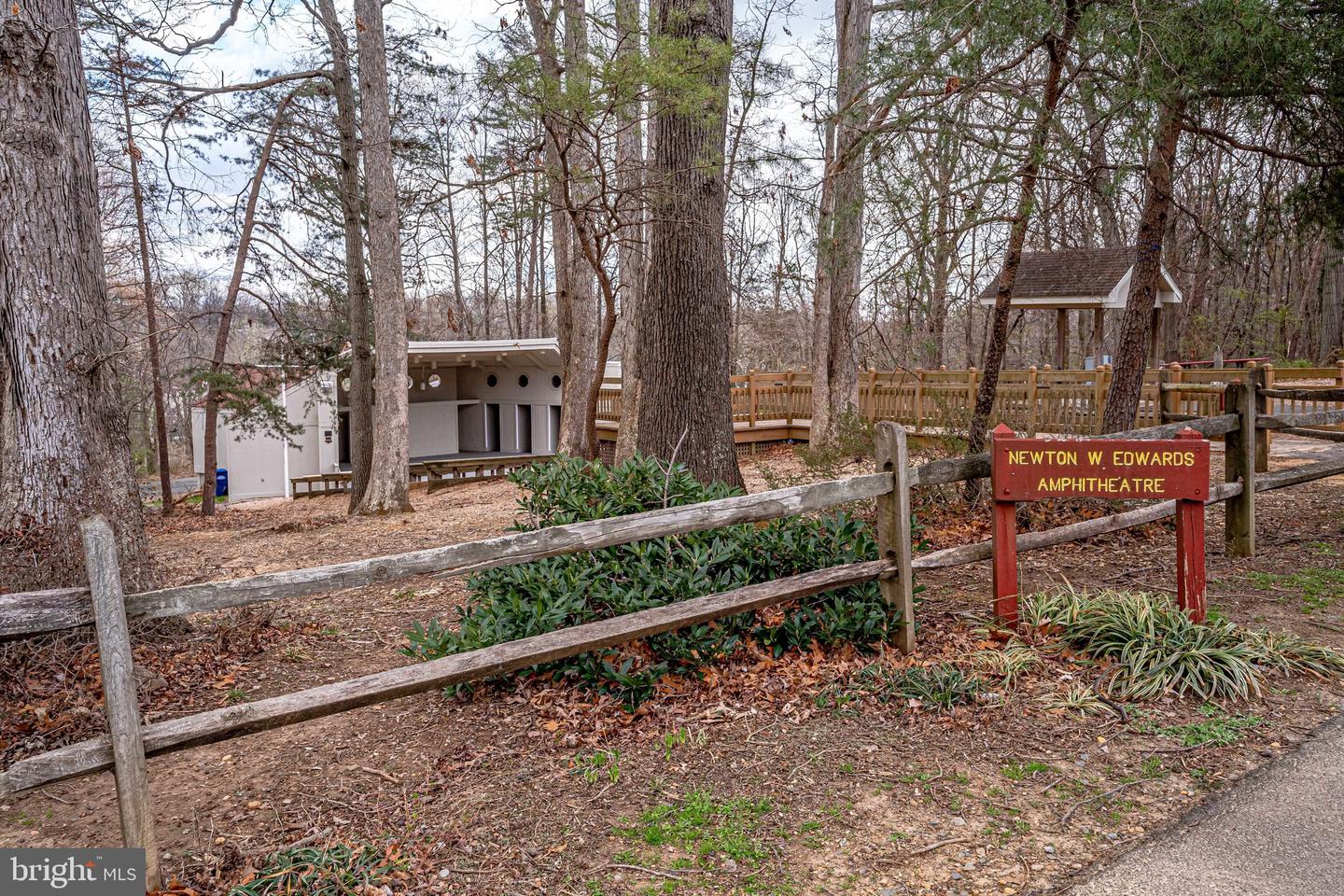 4448 AIRLIE WAY, ANNANDALE, Virginia 22003, 3 Bedrooms Bedrooms, ,3 BathroomsBathrooms,Residential,For sale,4448 AIRLIE WAY,VAFX2277482 MLS # VAFX2277482