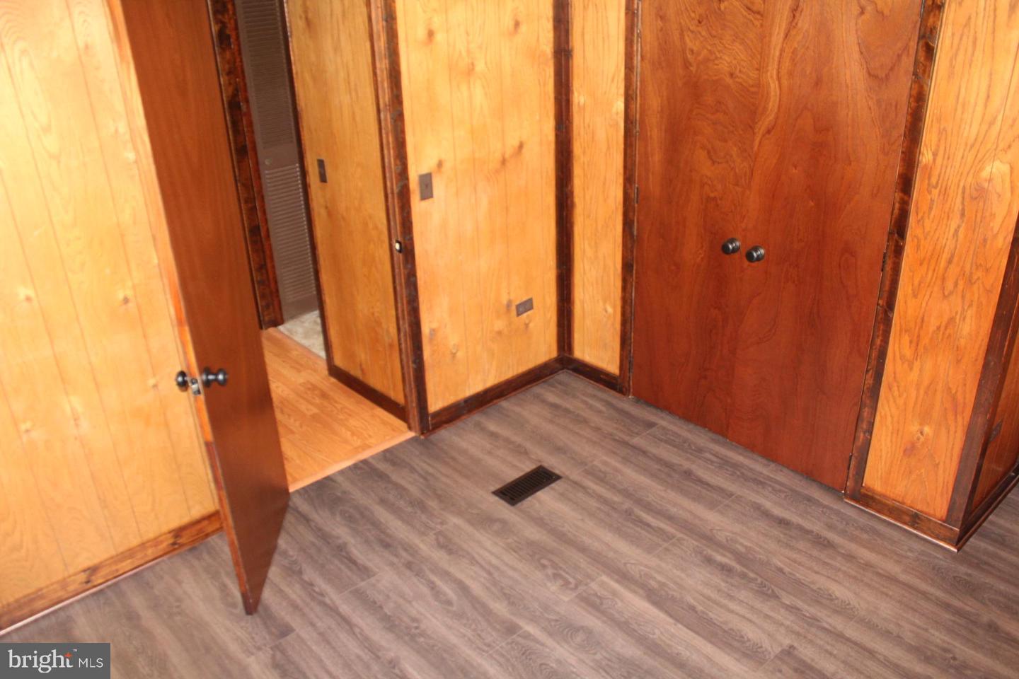 5274 BURR HILL RD, RHOADESVILLE, Virginia 22542, 2 Bedrooms Bedrooms, ,2 BathroomsBathrooms,Residential,For sale,5274 BURR HILL RD,VAOR2012766 MLS # VAOR2012766 5274 BURR HILL RD, RHOADESVILLE, Virginia 22542, 2 Bedrooms Bedrooms, ,2 BathroomsBathrooms,Residential,For sale,5274 BURR HILL RD,VAOR2012766 MLS # VAOR2012766