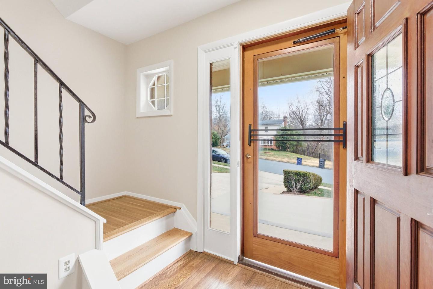 9216 KRISTIN LN, FAIRFAX, Virginia 22032, 4 Bedrooms Bedrooms, ,2 BathroomsBathrooms,Residential,For sale,9216 KRISTIN LN,VAFX2278628 MLS # VAFX2278628