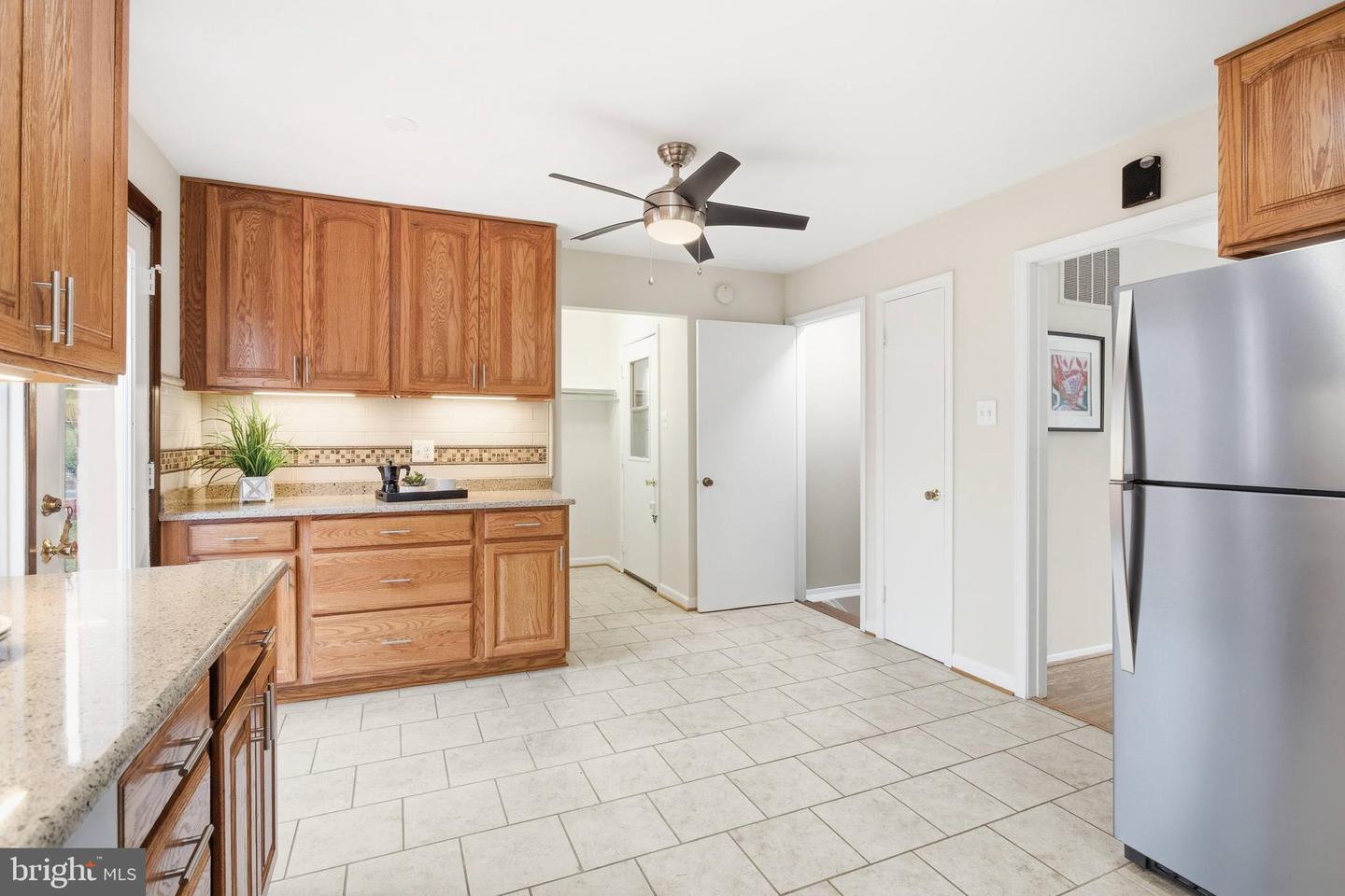 9216 KRISTIN LN, FAIRFAX, Virginia 22032, 4 Bedrooms Bedrooms, ,2 BathroomsBathrooms,Residential,For sale,9216 KRISTIN LN,VAFX2278628 MLS # VAFX2278628