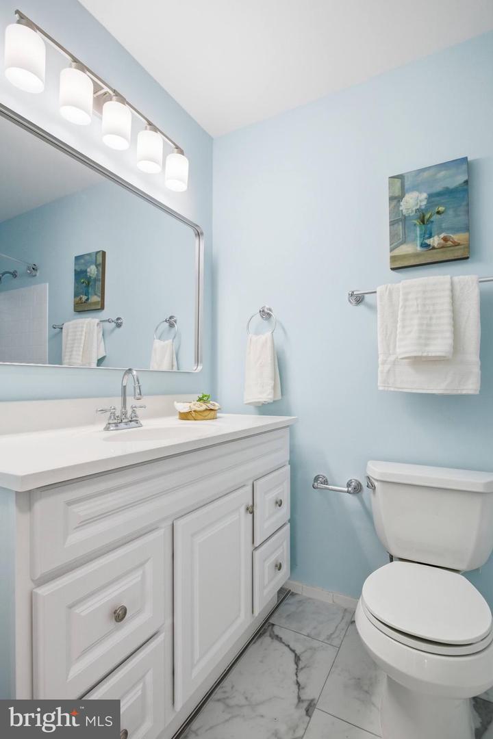 9216 KRISTIN LN, FAIRFAX, Virginia 22032, 4 Bedrooms Bedrooms, ,2 BathroomsBathrooms,Residential,For sale,9216 KRISTIN LN,VAFX2278628 MLS # VAFX2278628