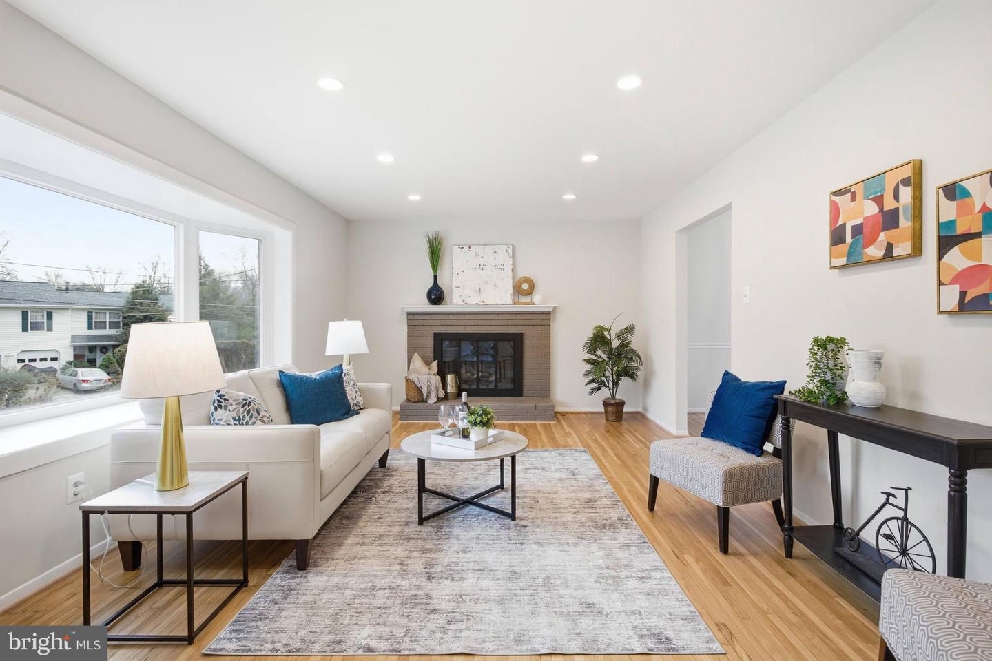 9216 KRISTIN LN, FAIRFAX, Virginia 22032, 4 Bedrooms Bedrooms, ,2 BathroomsBathrooms,Residential,For sale,9216 KRISTIN LN,VAFX2278628 MLS # VAFX2278628