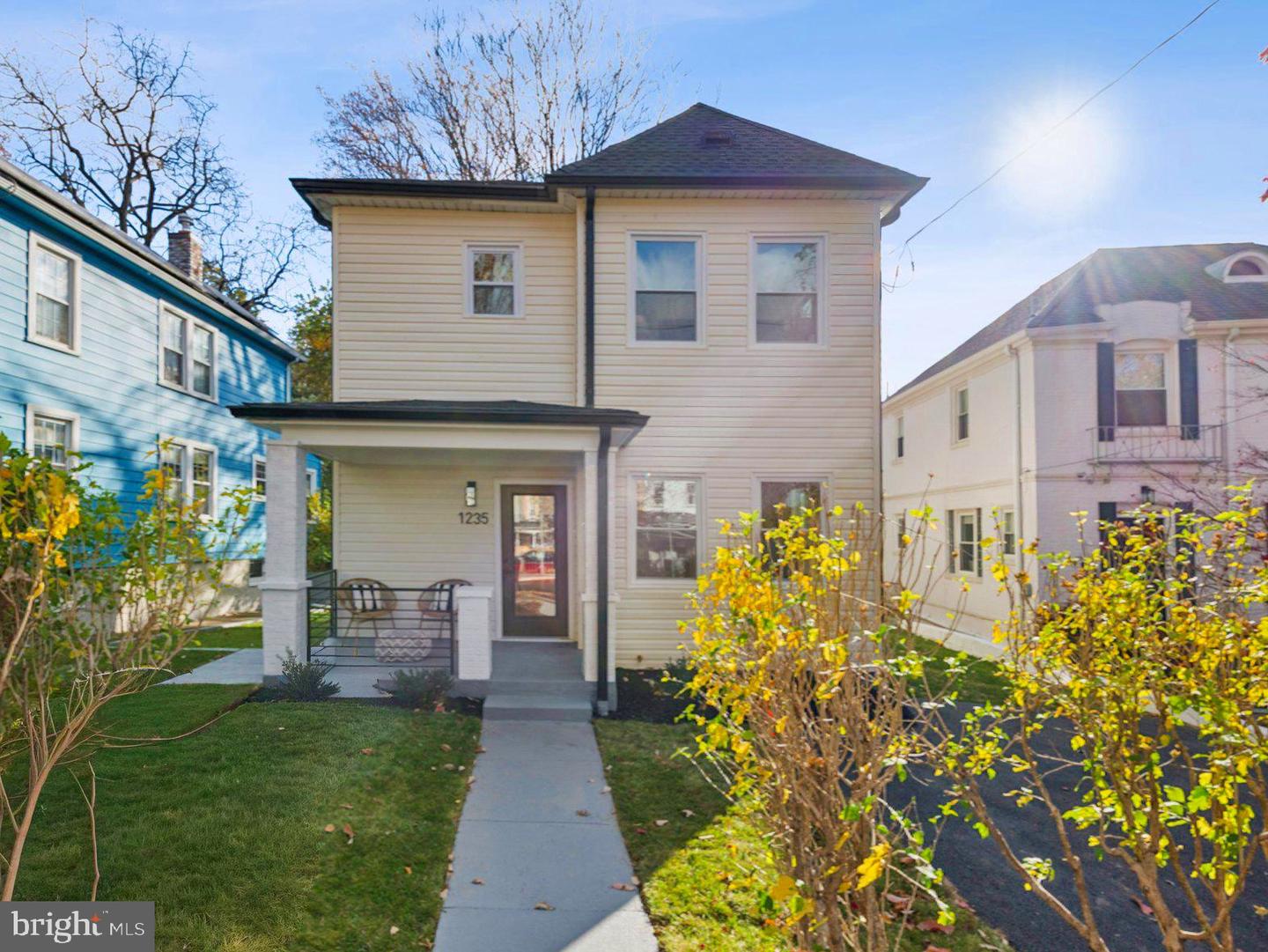 1235 PERRY ST NE, WASHINGTON, District Of Columbia 20017, 4 Bedrooms Bedrooms, 8 Rooms Rooms,3 BathroomsBathrooms,Residential,For sale,1235 PERRY ST NE,DCDC2231346 MLS # DCDC2231346