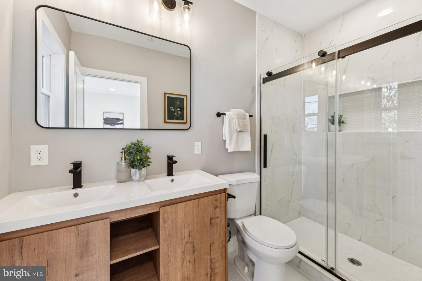 1235 PERRY ST NE, WASHINGTON, District Of Columbia 20017, 4 Bedrooms Bedrooms, 8 Rooms Rooms,3 BathroomsBathrooms,Residential,For sale,1235 PERRY ST NE,DCDC2231346 MLS # DCDC2231346