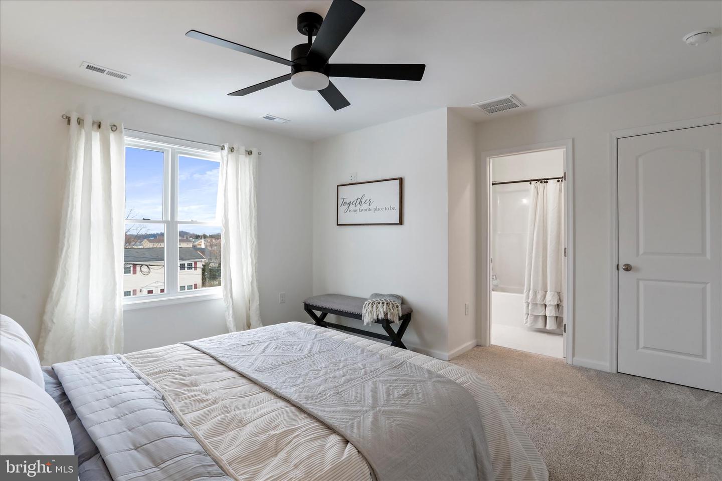 617 NEW AVE, FRONT ROYAL, Virginia 22630, 3 Bedrooms Bedrooms, ,2 BathroomsBathrooms,Residential,For sale,617 NEW AVE,VAWR2012788 MLS # VAWR2012788 617 NEW AVE, FRONT ROYAL, Virginia 22630, 3 Bedrooms Bedrooms, ,2 BathroomsBathrooms,Residential,For sale,617 NEW AVE,VAWR2012788 MLS # VAWR2012788