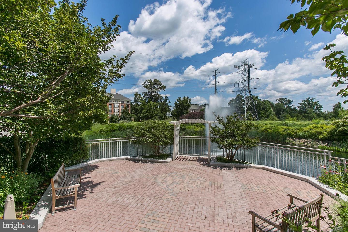 11800 SUNSET HILLS RD #314, RESTON, Virginia 20190, 3 Bedrooms Bedrooms, ,2 BathroomsBathrooms,Residential,For sale,11800 SUNSET HILLS RD #314,VAFX2279868 MLS # VAFX2279868