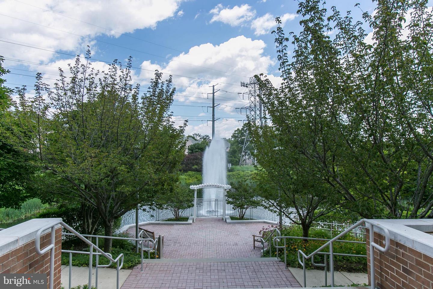 11800 SUNSET HILLS RD #314, RESTON, Virginia 20190, 3 Bedrooms Bedrooms, ,2 BathroomsBathrooms,Residential,For sale,11800 SUNSET HILLS RD #314,VAFX2279868 MLS # VAFX2279868