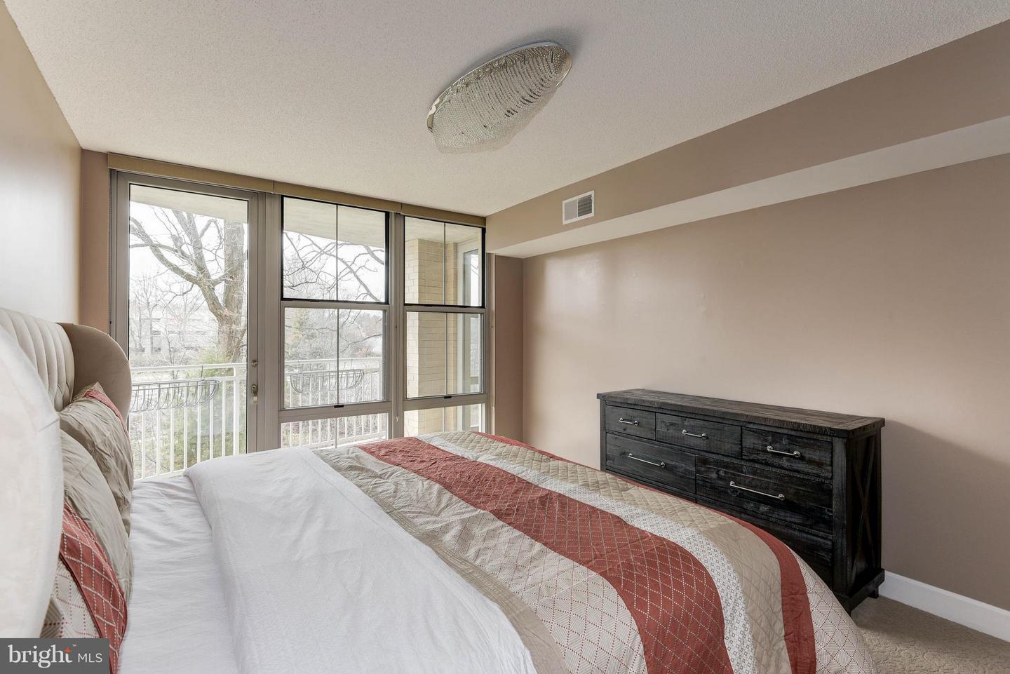 11800 SUNSET HILLS RD #314, RESTON, Virginia 20190, 3 Bedrooms Bedrooms, ,2 BathroomsBathrooms,Residential,For sale,11800 SUNSET HILLS RD #314,VAFX2279868 MLS # VAFX2279868