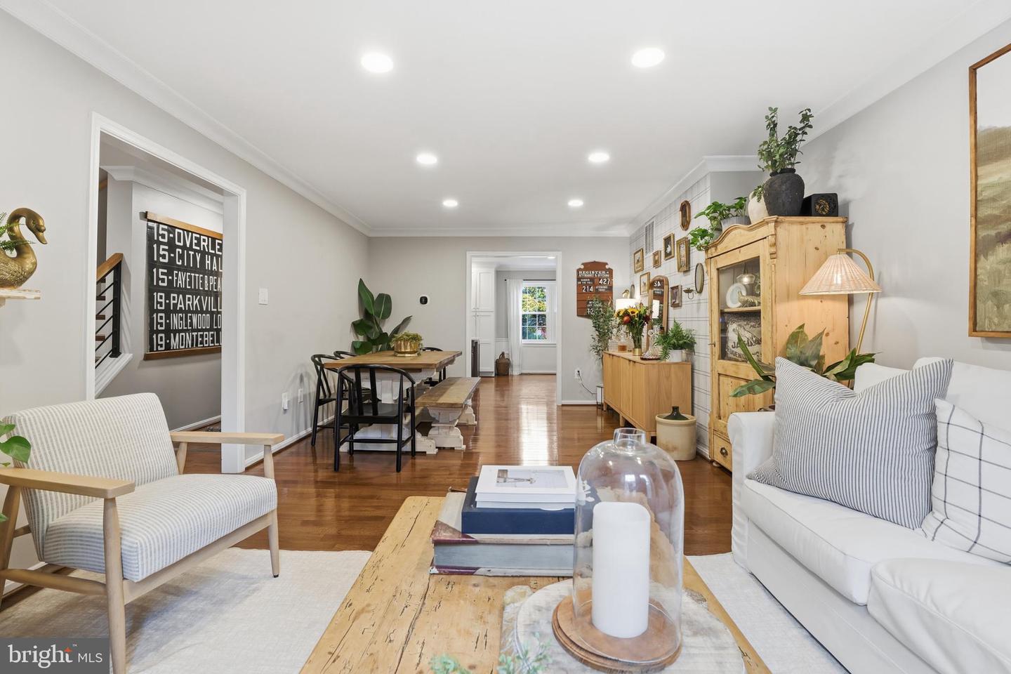 661 N ARMISTEAD ST, ALEXANDRIA, Virginia 22312, 3 Bedrooms Bedrooms, 7 Rooms Rooms,3 BathroomsBathrooms,Residential,For sale,661 N ARMISTEAD ST,VAAX2051940 MLS # VAAX2051940