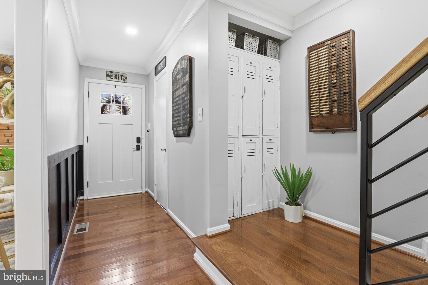 661 N ARMISTEAD ST, ALEXANDRIA, Virginia 22312, 3 Bedrooms Bedrooms, 7 Rooms Rooms,3 BathroomsBathrooms,Residential,For sale,661 N ARMISTEAD ST,VAAX2051940 MLS # VAAX2051940