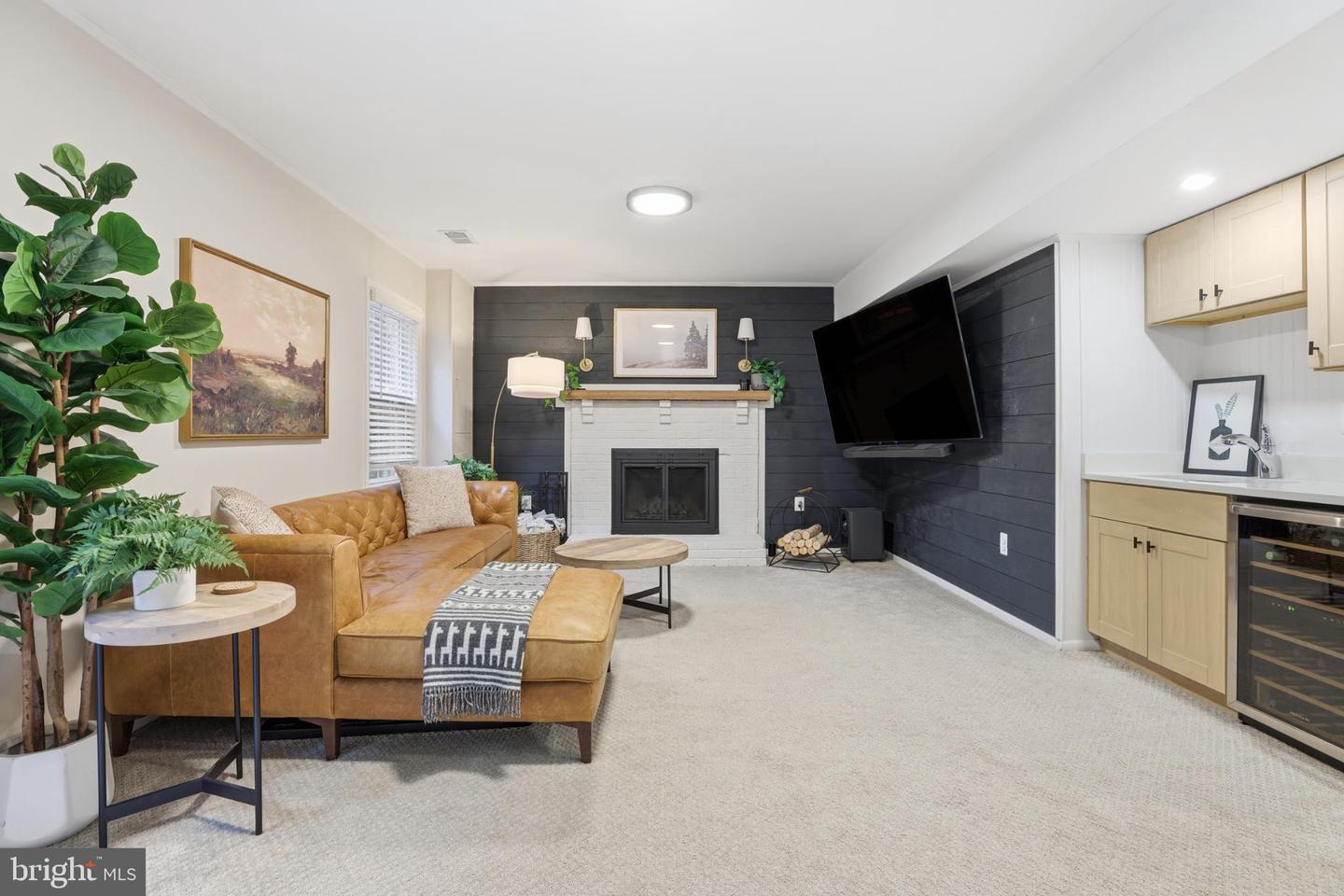 661 N ARMISTEAD ST, ALEXANDRIA, Virginia 22312, 3 Bedrooms Bedrooms, 7 Rooms Rooms,3 BathroomsBathrooms,Residential,For sale,661 N ARMISTEAD ST,VAAX2051940 MLS # VAAX2051940