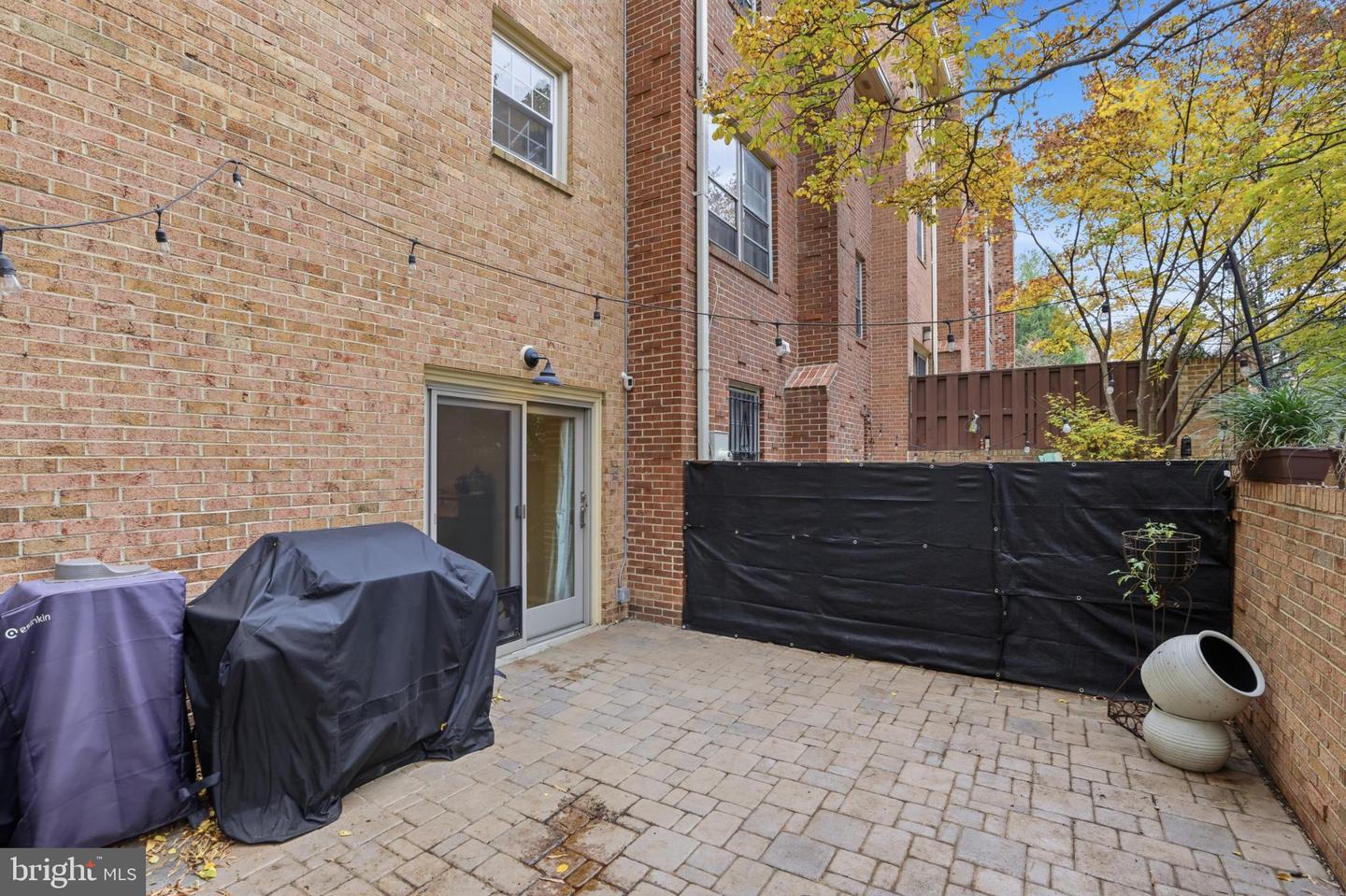 661 N ARMISTEAD ST, ALEXANDRIA, Virginia 22312, 3 Bedrooms Bedrooms, 7 Rooms Rooms,3 BathroomsBathrooms,Residential,For sale,661 N ARMISTEAD ST,VAAX2051940 MLS # VAAX2051940