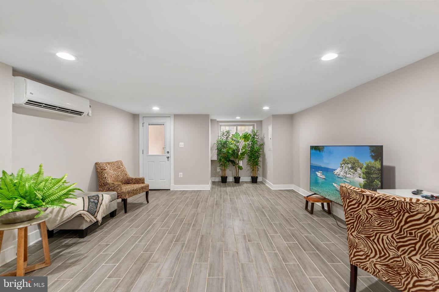 113 R ST NE, WASHINGTON, District Of Columbia 20002, 4 Bedrooms Bedrooms, 8 Rooms Rooms,3 BathroomsBathrooms,Residential,For sale,113 R ST NE,DCDC2232562 MLS # DCDC2232562 113 R ST NE, WASHINGTON, District Of Columbia 20002, 4 Bedrooms Bedrooms, 8 Rooms Rooms,3 BathroomsBathrooms,Residential,For sale,113 R ST NE,DCDC2232562 MLS # DCDC2232562