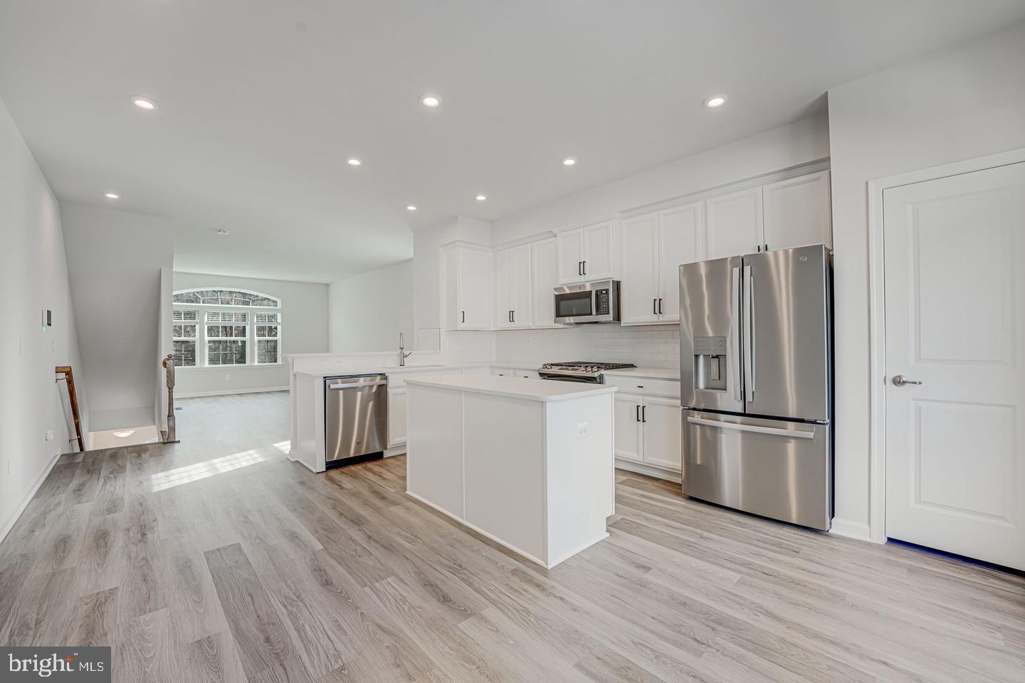 18339 REAPER HILL CT, TRIANGLE, Virginia 22172, 3 Bedrooms Bedrooms, ,4 BathroomsBathrooms,Residential,For sale,18339 REAPER HILL CT,VAPW2108170 MLS # VAPW2108170 18339 REAPER HILL CT, TRIANGLE, Virginia 22172, 3 Bedrooms Bedrooms, ,4 BathroomsBathrooms,Residential,For sale,18339 REAPER HILL CT,VAPW2108170 MLS # VAPW2108170