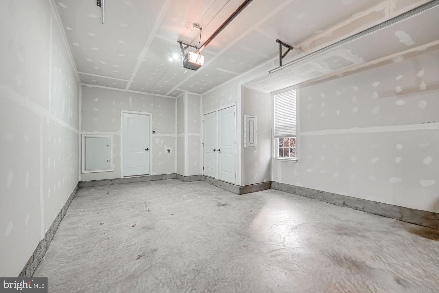 18339 REAPER HILL CT, TRIANGLE, Virginia 22172, 3 Bedrooms Bedrooms, ,4 BathroomsBathrooms,Residential,For sale,18339 REAPER HILL CT,VAPW2108170 MLS # VAPW2108170 18339 REAPER HILL CT, TRIANGLE, Virginia 22172, 3 Bedrooms Bedrooms, ,4 BathroomsBathrooms,Residential,For sale,18339 REAPER HILL CT,VAPW2108170 MLS # VAPW2108170