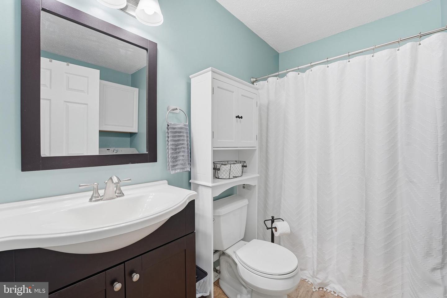 6559 BELFRYS CT E, BEALETON, Virginia 22712, 3 Bedrooms Bedrooms, ,2 BathroomsBathrooms,Residential,For sale,6559 BELFRYS CT E,VAFQ2019740 MLS # VAFQ2019740 6559 BELFRYS CT E, BEALETON, Virginia 22712, 3 Bedrooms Bedrooms, ,2 BathroomsBathrooms,Residential,For sale,6559 BELFRYS CT E,VAFQ2019740 MLS # VAFQ2019740