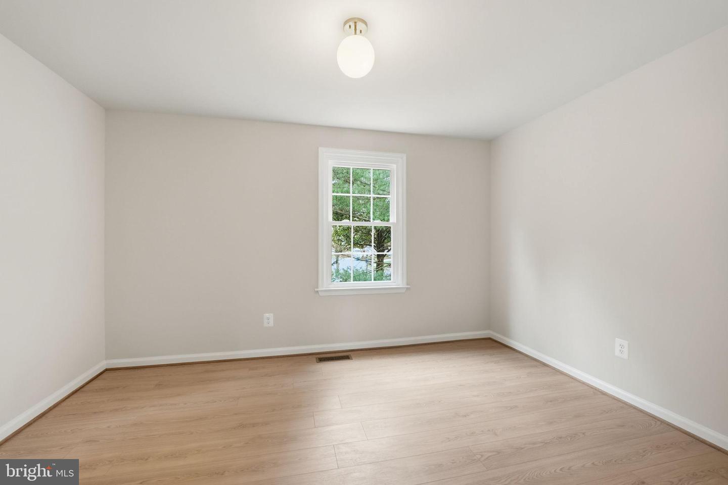 4511 STONE PINE CT, CHANTILLY, Virginia 20151, 5 Bedrooms Bedrooms, 14 Rooms Rooms,2 BathroomsBathrooms,Residential,For sale,4511 STONE PINE CT,VAFX2280400 MLS # VAFX2280400