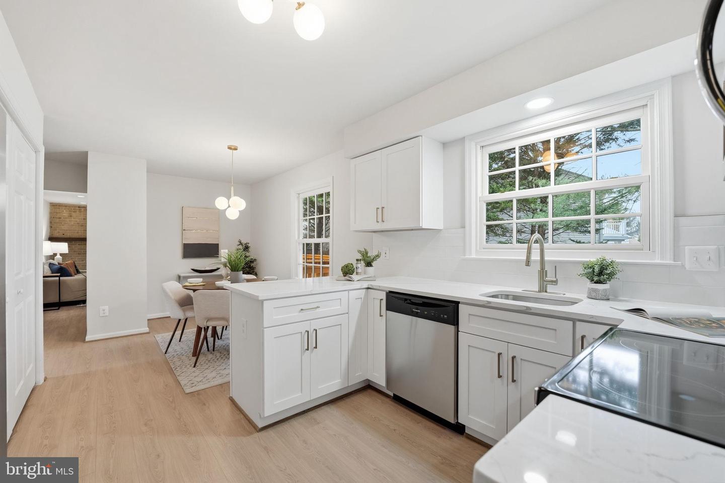 4511 STONE PINE CT, CHANTILLY, Virginia 20151, 5 Bedrooms Bedrooms, 14 Rooms Rooms,2 BathroomsBathrooms,Residential,For sale,4511 STONE PINE CT,VAFX2280400 MLS # VAFX2280400