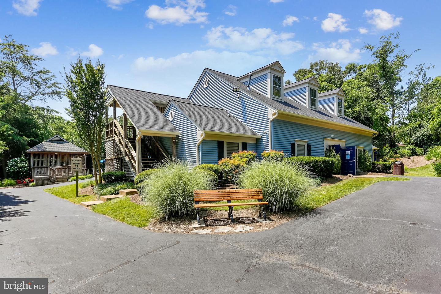 4511 STONE PINE CT, CHANTILLY, Virginia 20151, 5 Bedrooms Bedrooms, 14 Rooms Rooms,2 BathroomsBathrooms,Residential,For sale,4511 STONE PINE CT,VAFX2280400 MLS # VAFX2280400