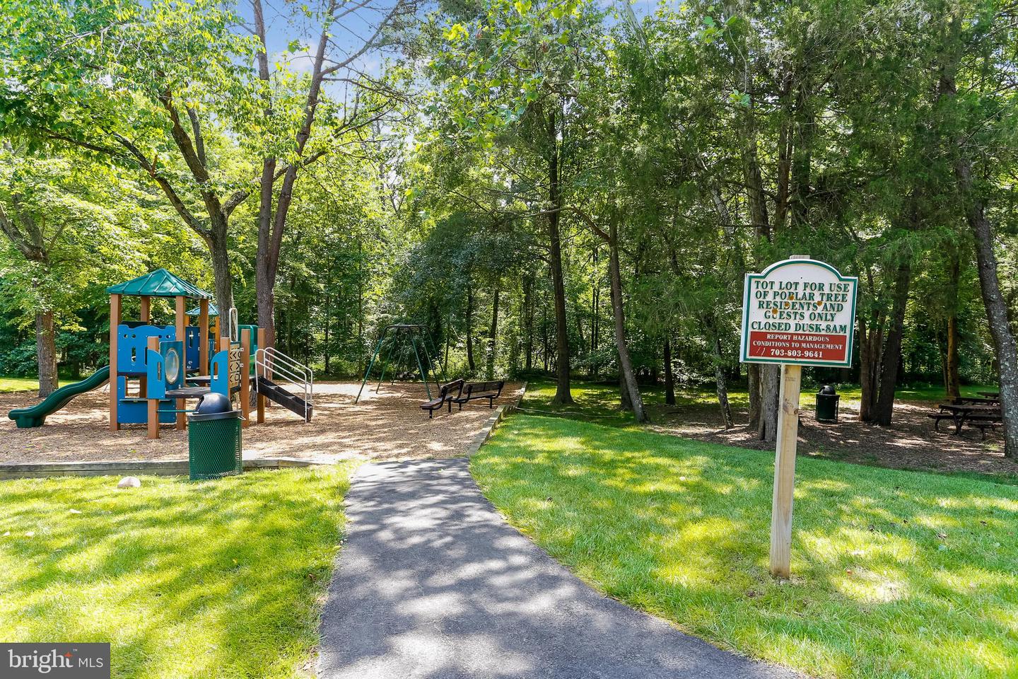 4511 STONE PINE CT, CHANTILLY, Virginia 20151, 5 Bedrooms Bedrooms, 14 Rooms Rooms,2 BathroomsBathrooms,Residential,For sale,4511 STONE PINE CT,VAFX2280400 MLS # VAFX2280400