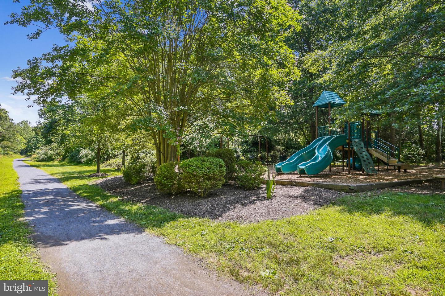 4511 STONE PINE CT, CHANTILLY, Virginia 20151, 5 Bedrooms Bedrooms, 14 Rooms Rooms,2 BathroomsBathrooms,Residential,For sale,4511 STONE PINE CT,VAFX2280400 MLS # VAFX2280400