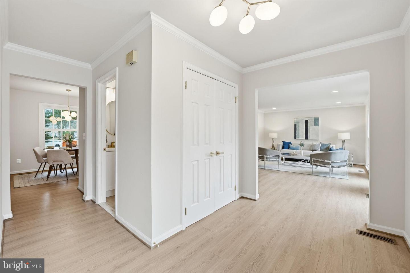 4511 STONE PINE CT, CHANTILLY, Virginia 20151, 5 Bedrooms Bedrooms, 14 Rooms Rooms,2 BathroomsBathrooms,Residential,For sale,4511 STONE PINE CT,VAFX2280400 MLS # VAFX2280400