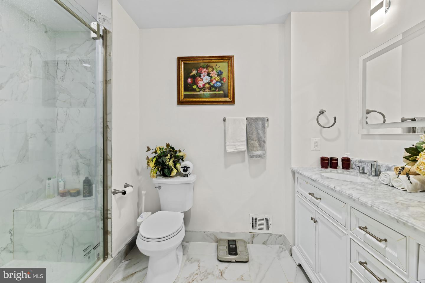 2026 HUNTER MILL RD, VIENNA, Virginia 22181, 3 Bedrooms Bedrooms, ,2 BathroomsBathrooms,Residential,For sale,2026 HUNTER MILL RD,VAFX2280610 MLS # VAFX2280610