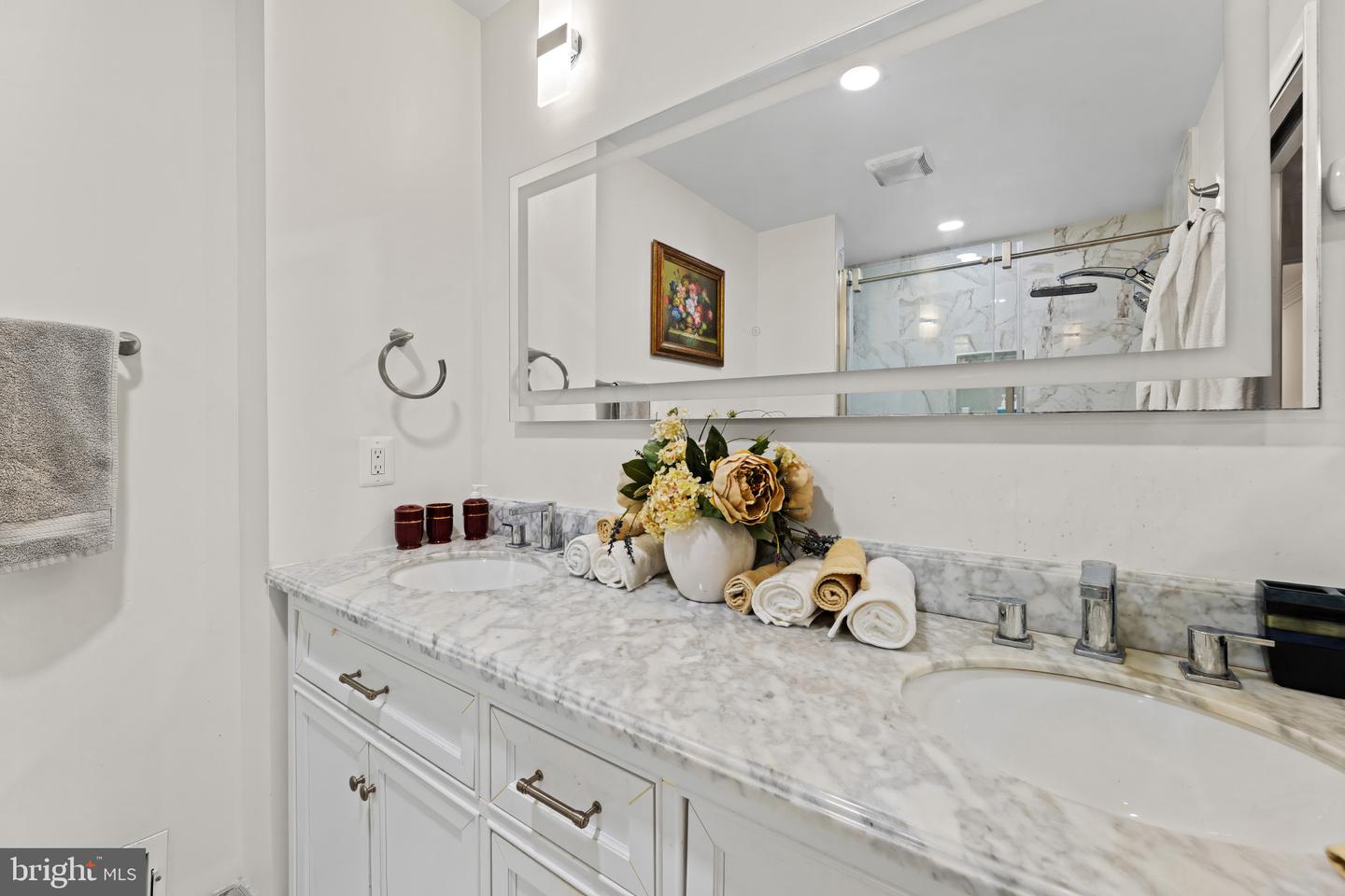 2026 HUNTER MILL RD, VIENNA, Virginia 22181, 3 Bedrooms Bedrooms, ,2 BathroomsBathrooms,Residential,For sale,2026 HUNTER MILL RD,VAFX2280610 MLS # VAFX2280610