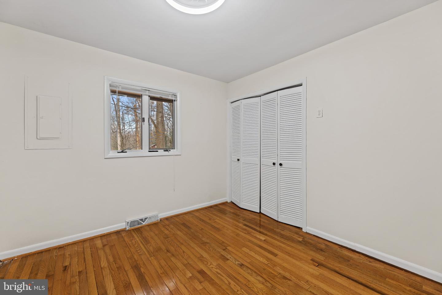 2026 HUNTER MILL RD, VIENNA, Virginia 22181, 3 Bedrooms Bedrooms, ,2 BathroomsBathrooms,Residential,For sale,2026 HUNTER MILL RD,VAFX2280610 MLS # VAFX2280610