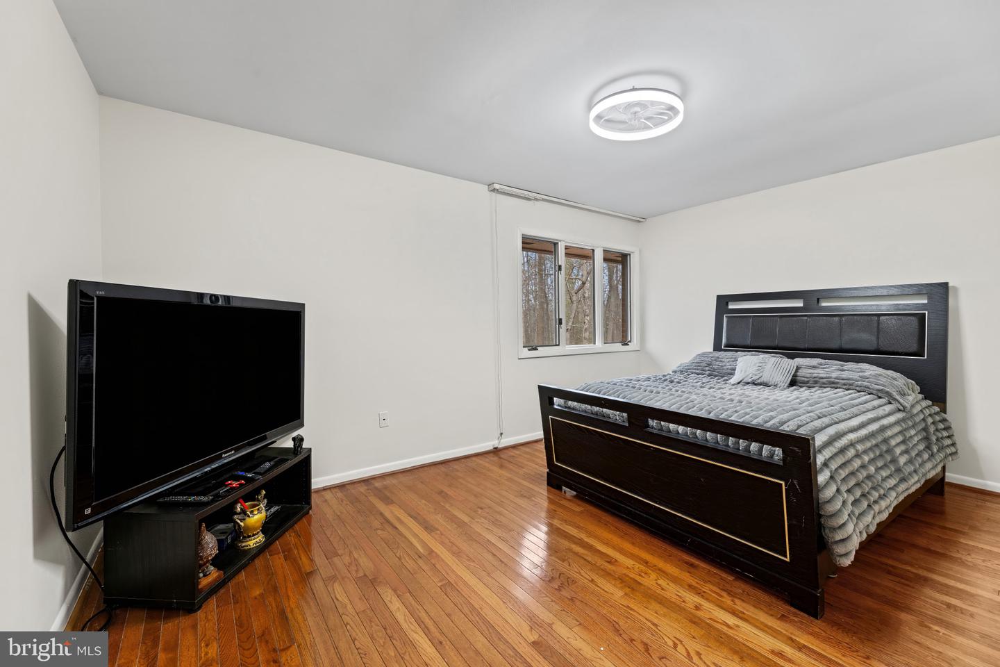 2026 HUNTER MILL RD, VIENNA, Virginia 22181, 3 Bedrooms Bedrooms, ,2 BathroomsBathrooms,Residential,For sale,2026 HUNTER MILL RD,VAFX2280610 MLS # VAFX2280610