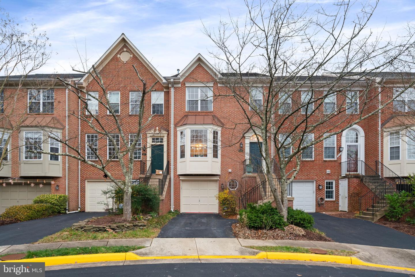 6169 WINDHAM HILL RUN, ALEXANDRIA, Virginia 22315, 3 Bedrooms Bedrooms, 7 Rooms Rooms,2 BathroomsBathrooms,Residential,For sale,6169 WINDHAM HILL RUN,VAFX2280702 MLS # VAFX2280702 6169 WINDHAM HILL RUN, ALEXANDRIA, Virginia 22315, 3 Bedrooms Bedrooms, 7 Rooms Rooms,2 BathroomsBathrooms,Residential,For sale,6169 WINDHAM HILL RUN,VAFX2280702 MLS # VAFX2280702