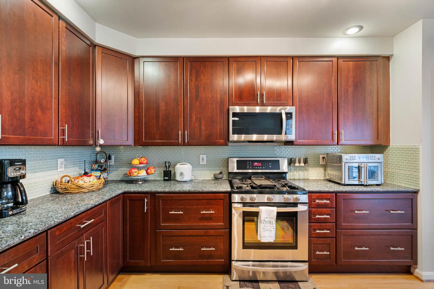 6169 WINDHAM HILL RUN, ALEXANDRIA, Virginia 22315, 3 Bedrooms Bedrooms, 7 Rooms Rooms,2 BathroomsBathrooms,Residential,For sale,6169 WINDHAM HILL RUN,VAFX2280702 MLS # VAFX2280702 6169 WINDHAM HILL RUN, ALEXANDRIA, Virginia 22315, 3 Bedrooms Bedrooms, 7 Rooms Rooms,2 BathroomsBathrooms,Residential,For sale,6169 WINDHAM HILL RUN,VAFX2280702 MLS # VAFX2280702