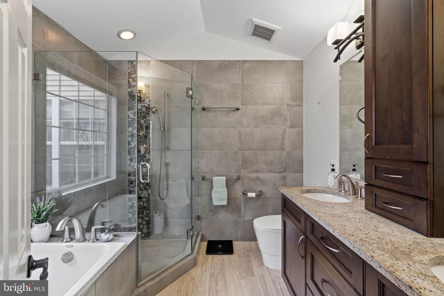 6169 WINDHAM HILL RUN, ALEXANDRIA, Virginia 22315, 3 Bedrooms Bedrooms, 7 Rooms Rooms,2 BathroomsBathrooms,Residential,For sale,6169 WINDHAM HILL RUN,VAFX2280702 MLS # VAFX2280702 6169 WINDHAM HILL RUN, ALEXANDRIA, Virginia 22315, 3 Bedrooms Bedrooms, 7 Rooms Rooms,2 BathroomsBathrooms,Residential,For sale,6169 WINDHAM HILL RUN,VAFX2280702 MLS # VAFX2280702