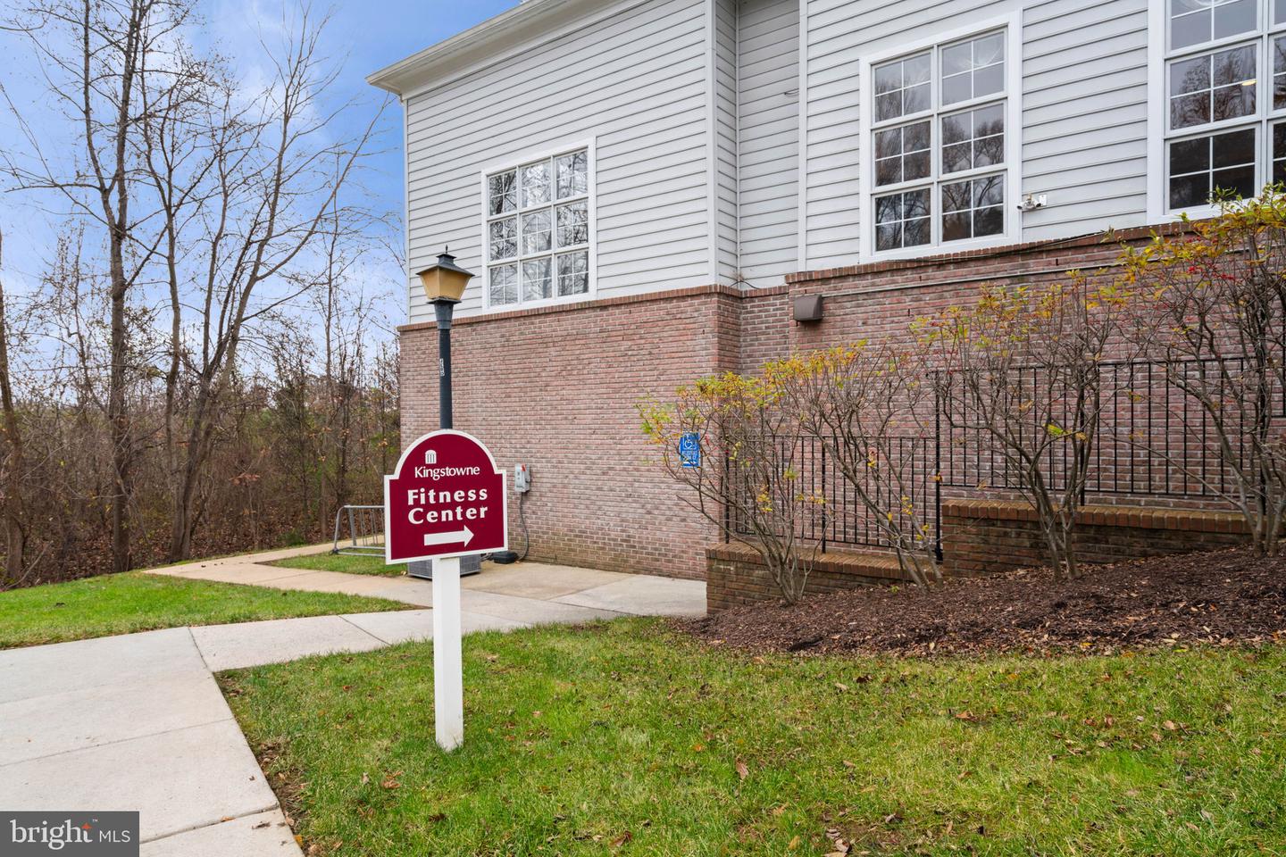 6169 WINDHAM HILL RUN, ALEXANDRIA, Virginia 22315, 3 Bedrooms Bedrooms, 7 Rooms Rooms,2 BathroomsBathrooms,Residential,For sale,6169 WINDHAM HILL RUN,VAFX2280702 MLS # VAFX2280702 6169 WINDHAM HILL RUN, ALEXANDRIA, Virginia 22315, 3 Bedrooms Bedrooms, 7 Rooms Rooms,2 BathroomsBathrooms,Residential,For sale,6169 WINDHAM HILL RUN,VAFX2280702 MLS # VAFX2280702