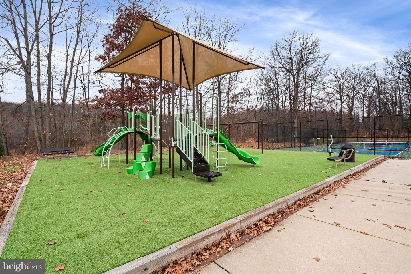 6169 WINDHAM HILL RUN, ALEXANDRIA, Virginia 22315, 3 Bedrooms Bedrooms, 7 Rooms Rooms,2 BathroomsBathrooms,Residential,For sale,6169 WINDHAM HILL RUN,VAFX2280702 MLS # VAFX2280702 6169 WINDHAM HILL RUN, ALEXANDRIA, Virginia 22315, 3 Bedrooms Bedrooms, 7 Rooms Rooms,2 BathroomsBathrooms,Residential,For sale,6169 WINDHAM HILL RUN,VAFX2280702 MLS # VAFX2280702