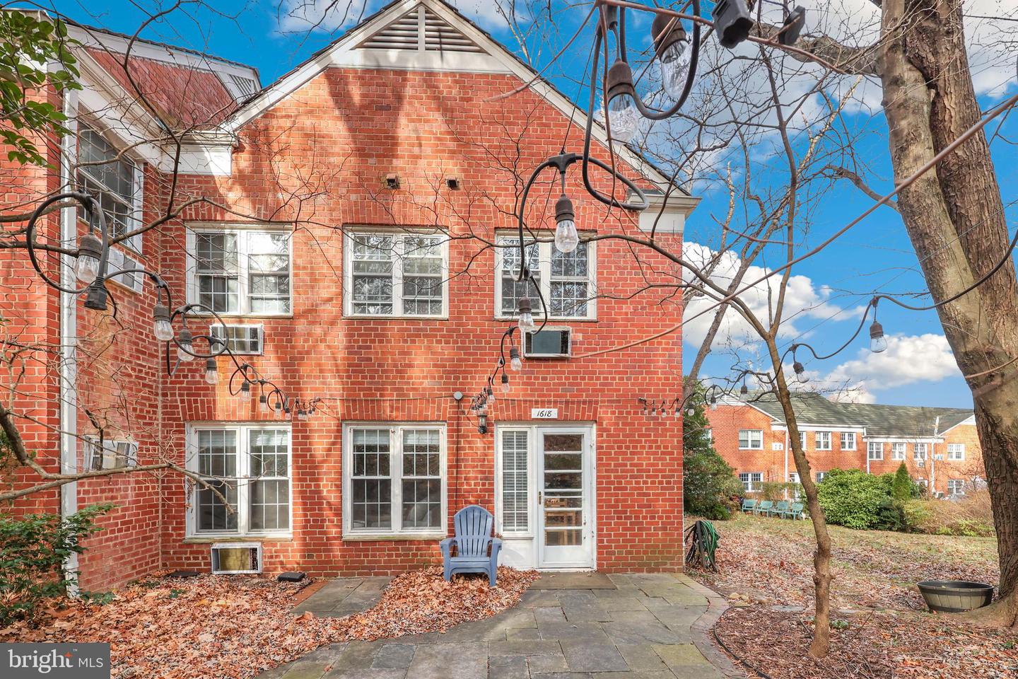 1616 FITZGERALD LN, ALEXANDRIA, Virginia 22302, 1 Bedroom Bedrooms, 4 Rooms Rooms,1 BathroomBathrooms,Residential,For sale,1616 FITZGERALD LN,VAAX2052090 MLS # VAAX2052090 1616 FITZGERALD LN, ALEXANDRIA, Virginia 22302, 1 Bedroom Bedrooms, 4 Rooms Rooms,1 BathroomBathrooms,Residential,For sale,1616 FITZGERALD LN,VAAX2052090 MLS # VAAX2052090