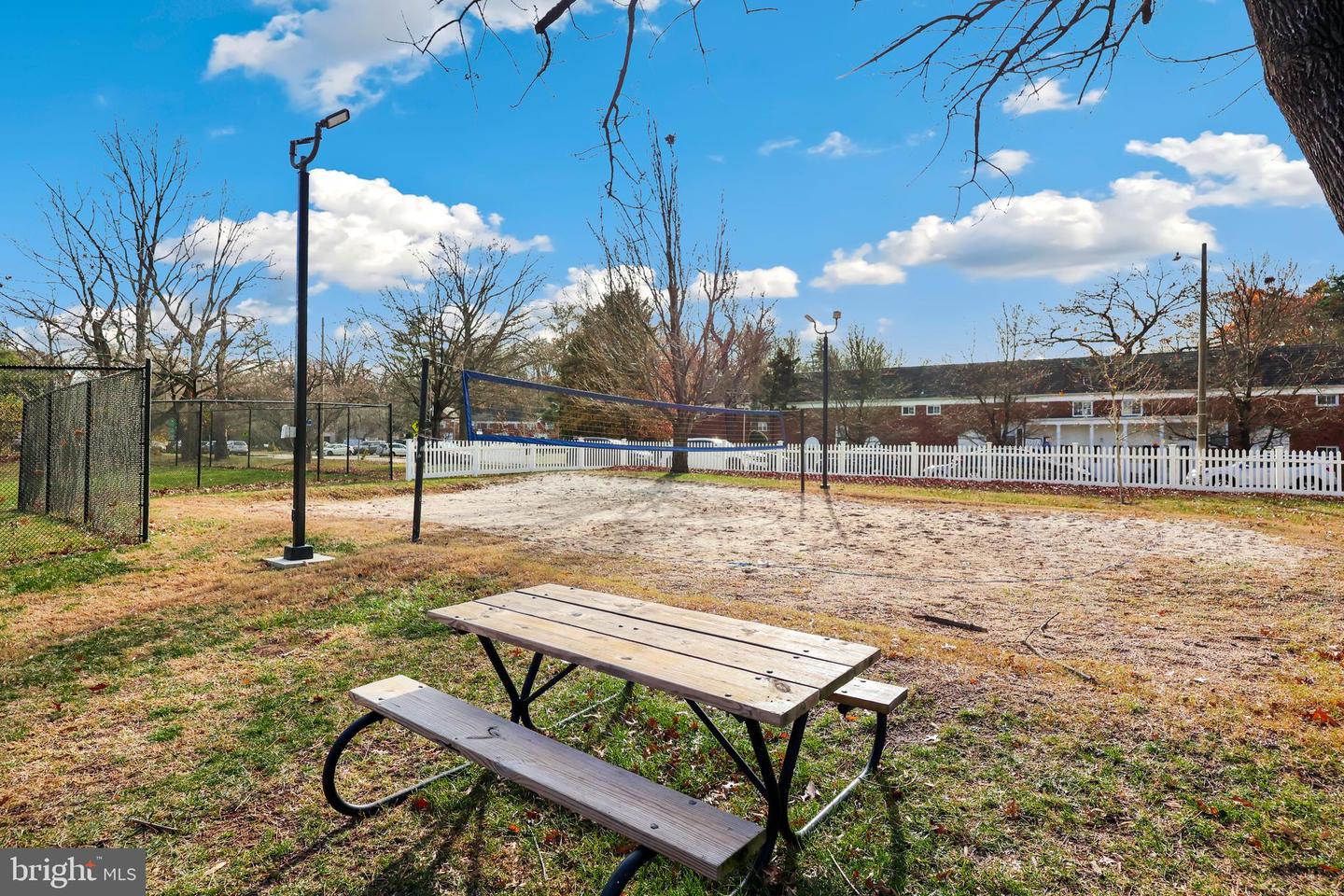 1616 FITZGERALD LN, ALEXANDRIA, Virginia 22302, 1 Bedroom Bedrooms, 4 Rooms Rooms,1 BathroomBathrooms,Residential,For sale,1616 FITZGERALD LN,VAAX2052090 MLS # VAAX2052090 1616 FITZGERALD LN, ALEXANDRIA, Virginia 22302, 1 Bedroom Bedrooms, 4 Rooms Rooms,1 BathroomBathrooms,Residential,For sale,1616 FITZGERALD LN,VAAX2052090 MLS # VAAX2052090