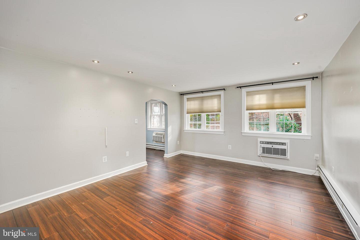 1616 FITZGERALD LN, ALEXANDRIA, Virginia 22302, 1 Bedroom Bedrooms, 4 Rooms Rooms,1 BathroomBathrooms,Residential,For sale,1616 FITZGERALD LN,VAAX2052090 MLS # VAAX2052090 1616 FITZGERALD LN, ALEXANDRIA, Virginia 22302, 1 Bedroom Bedrooms, 4 Rooms Rooms,1 BathroomBathrooms,Residential,For sale,1616 FITZGERALD LN,VAAX2052090 MLS # VAAX2052090