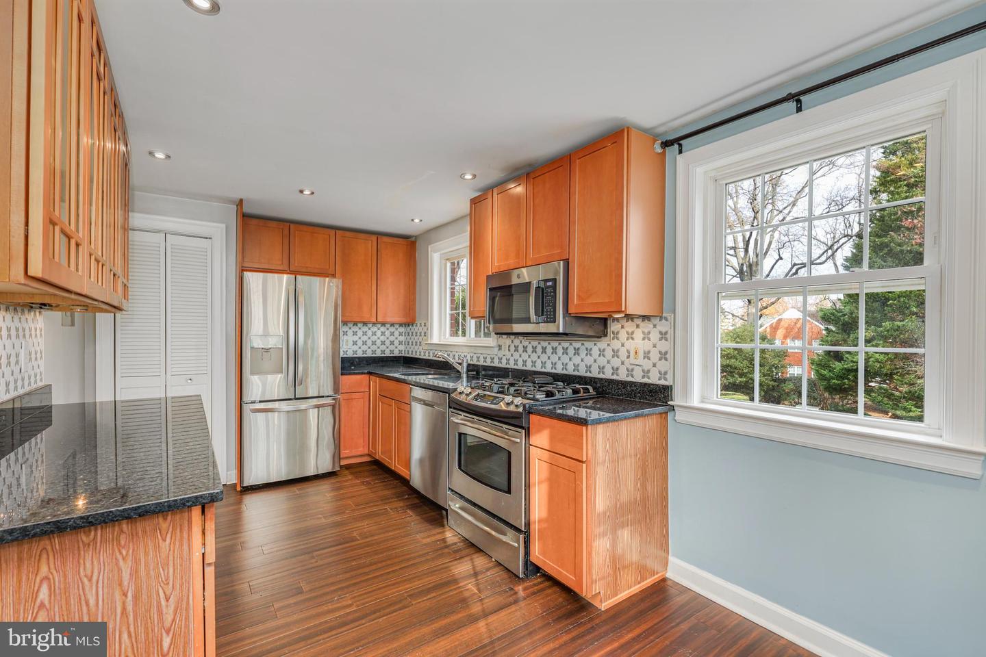 1616 FITZGERALD LN, ALEXANDRIA, Virginia 22302, 1 Bedroom Bedrooms, 4 Rooms Rooms,1 BathroomBathrooms,Residential,For sale,1616 FITZGERALD LN,VAAX2052090 MLS # VAAX2052090 1616 FITZGERALD LN, ALEXANDRIA, Virginia 22302, 1 Bedroom Bedrooms, 4 Rooms Rooms,1 BathroomBathrooms,Residential,For sale,1616 FITZGERALD LN,VAAX2052090 MLS # VAAX2052090